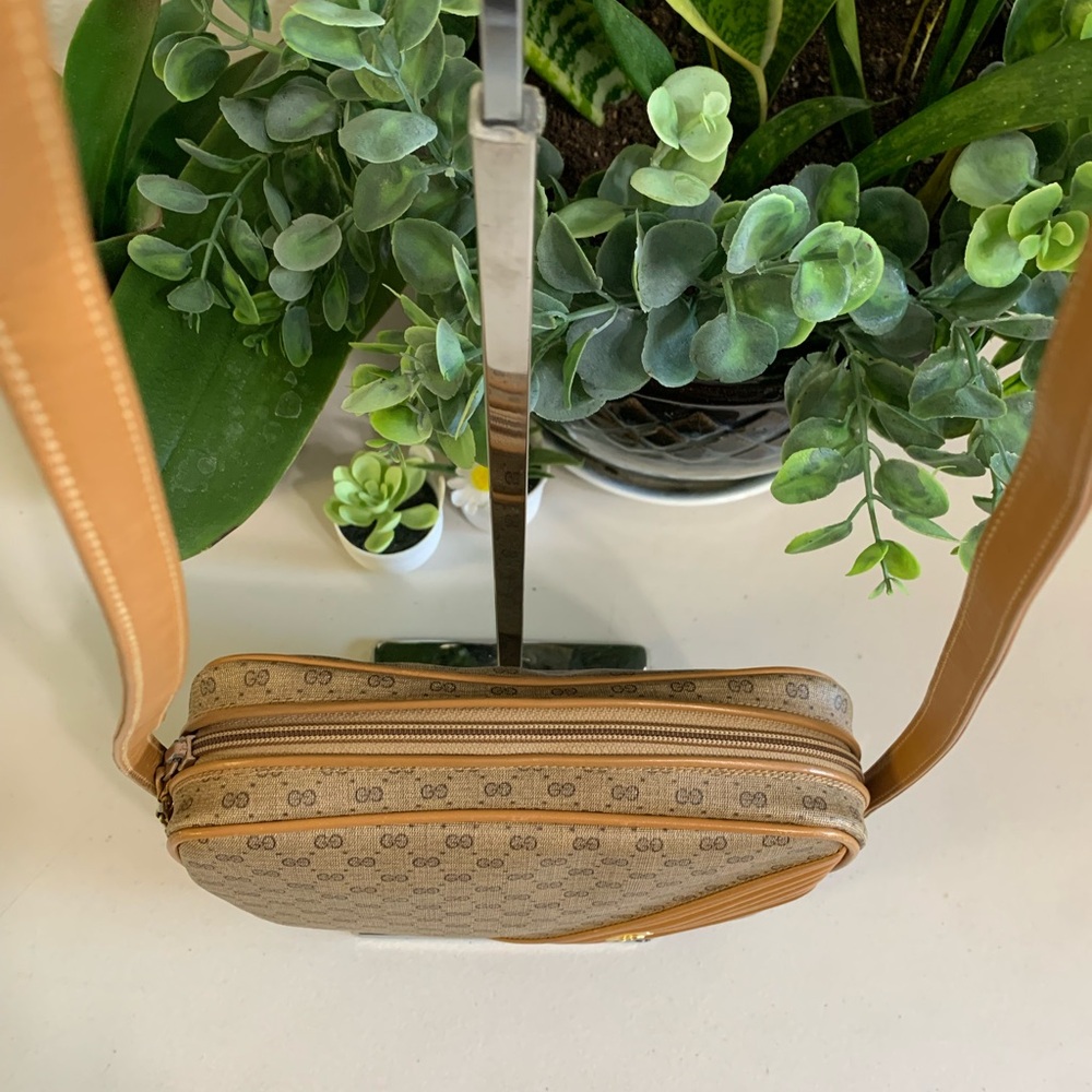 ๐๐ Vintage GUCCI Crossbody Brown Leather Bag - Picture 5 of 10
